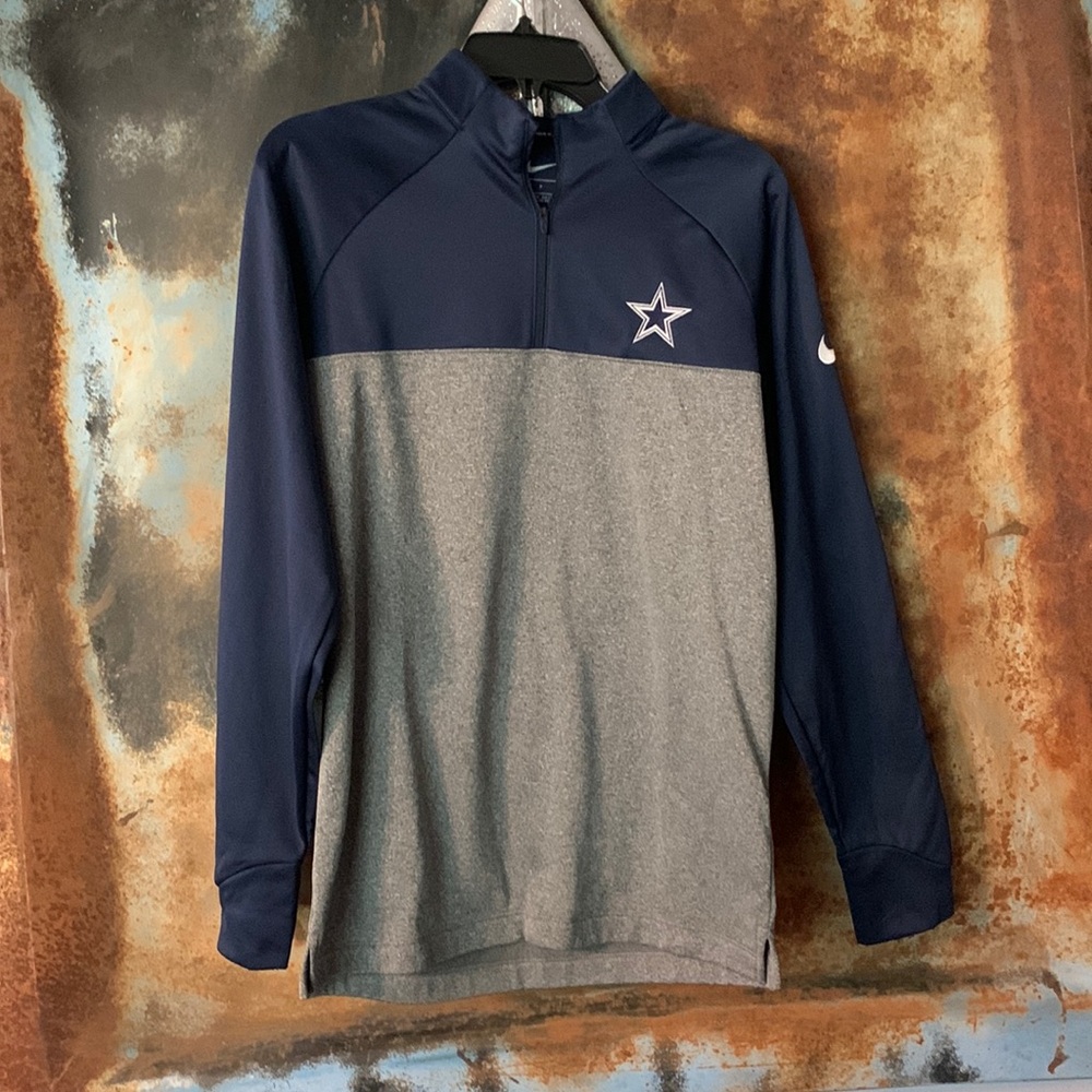 Cowboys Nike sweatshirt!